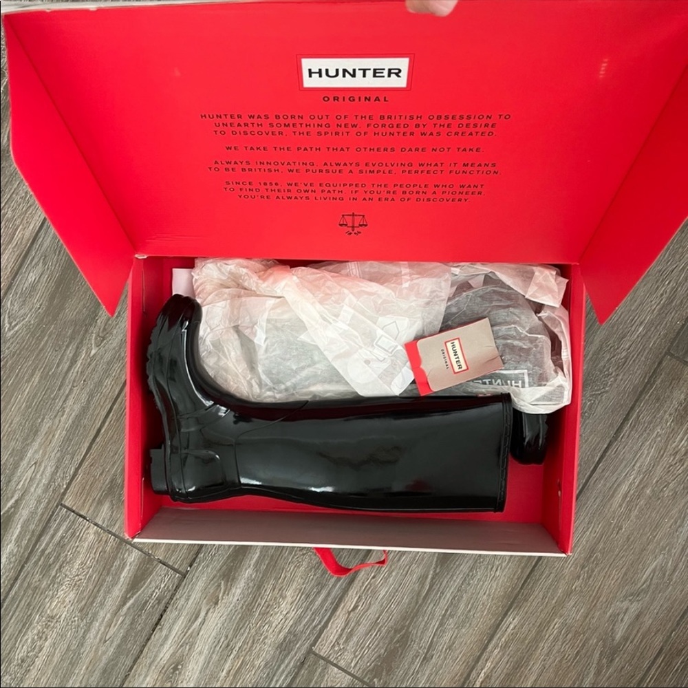 Brand new Hunter High gloss rain boots